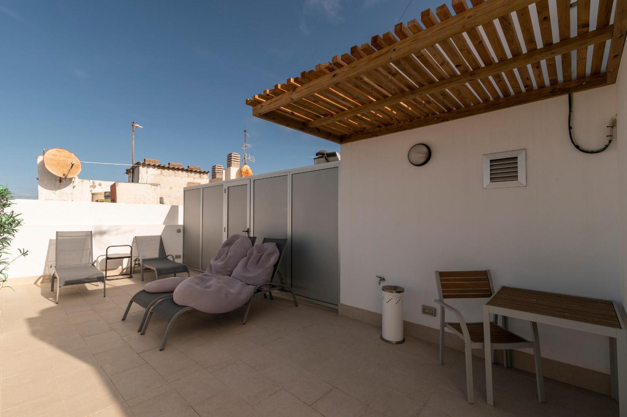 Las Palmas Livian Suites playa Canteras Exterior foto