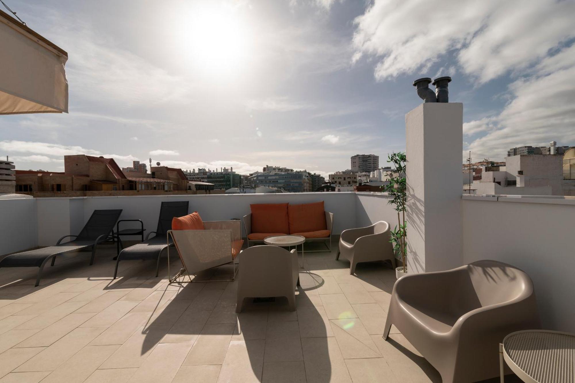 Las Palmas Livian Suites playa Canteras Exterior foto